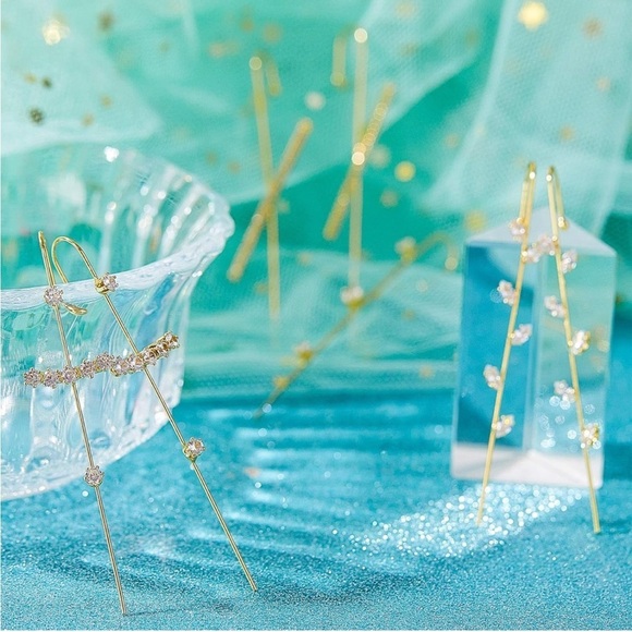 Gold and Silver Cuff Crawler Hook Earrings Set - Picture 4 of 16